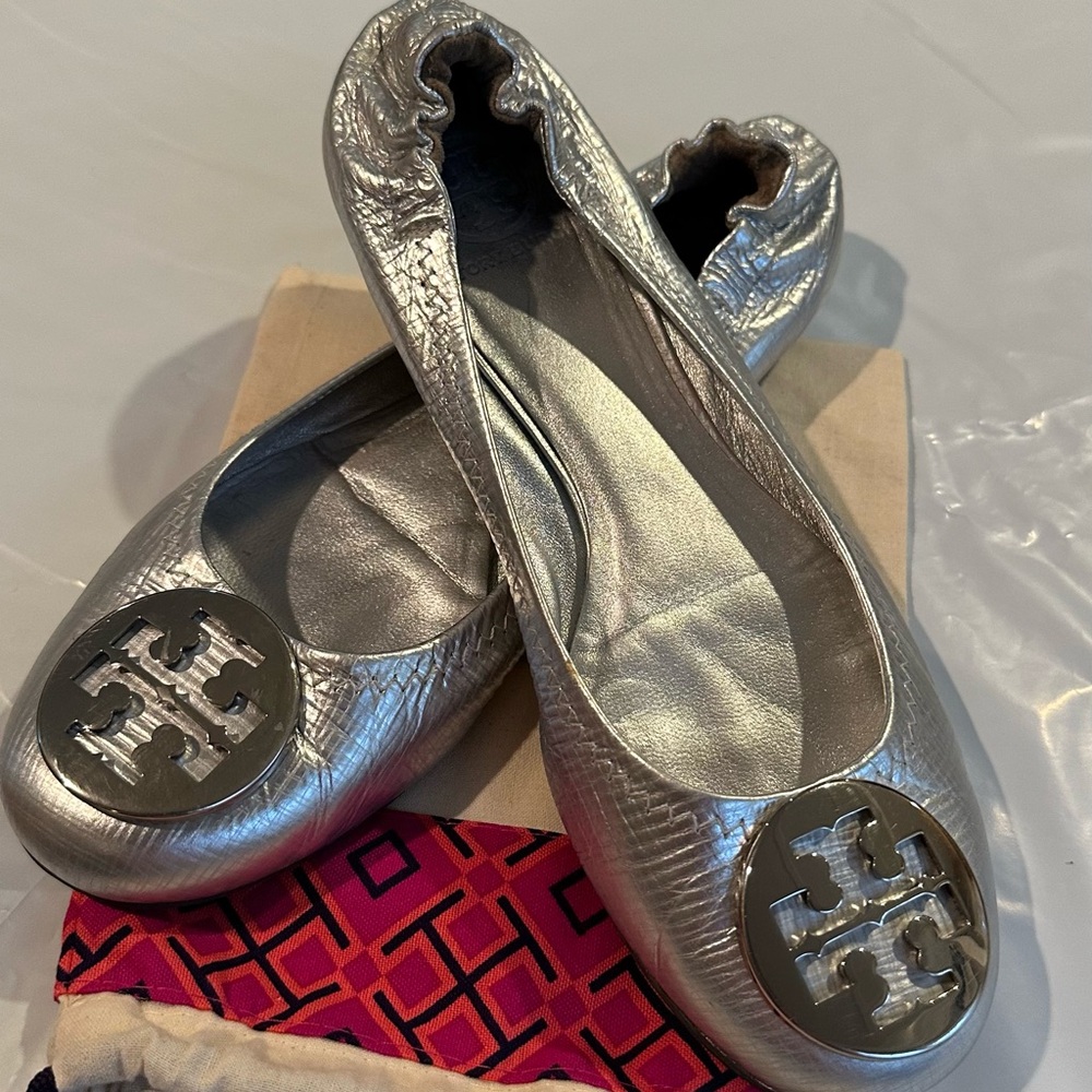 Tory Burch Metallic Silver Flats